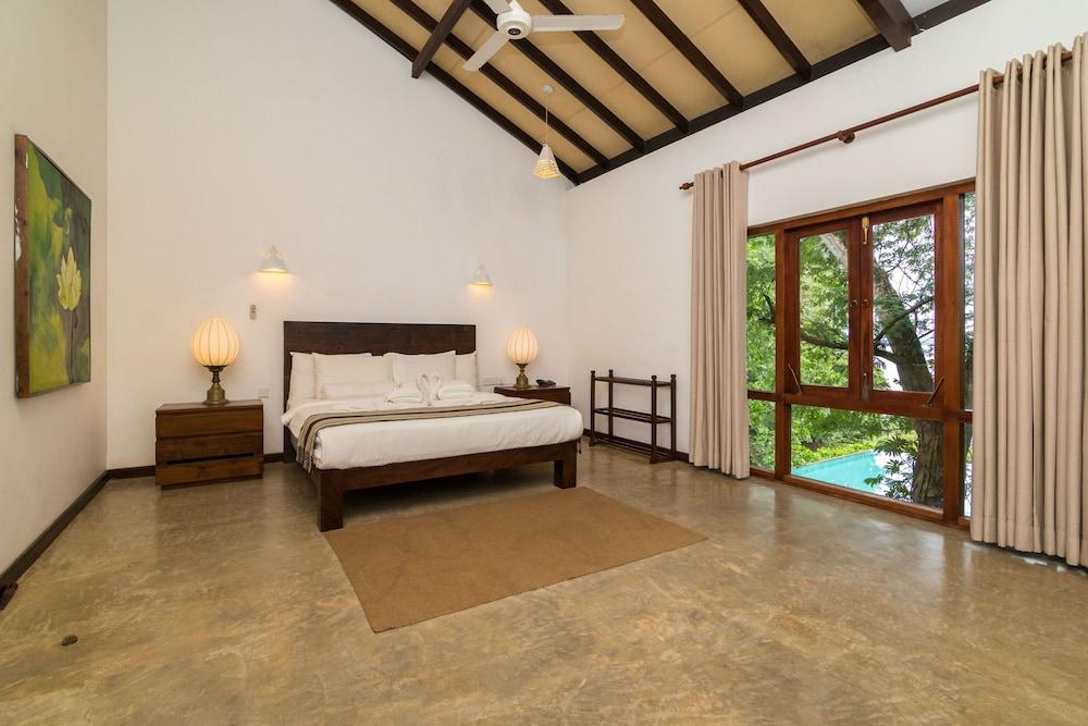 Roman Lake Ayurveda Boutique Resort - Level 1 Certified Ахунґалла Екстер'єр фото