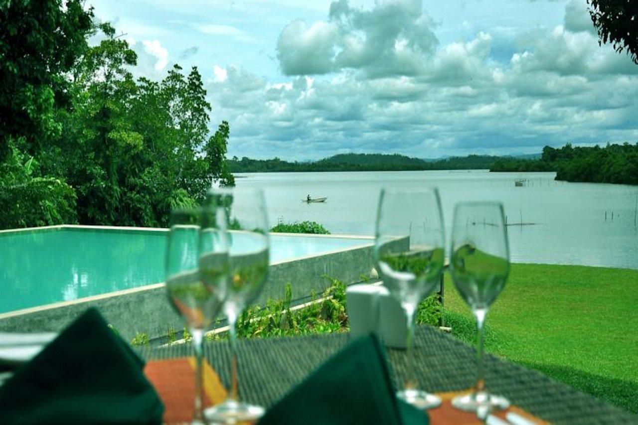 Roman Lake Ayurveda Boutique Resort - Level 1 Certified Ахунґалла Екстер'єр фото