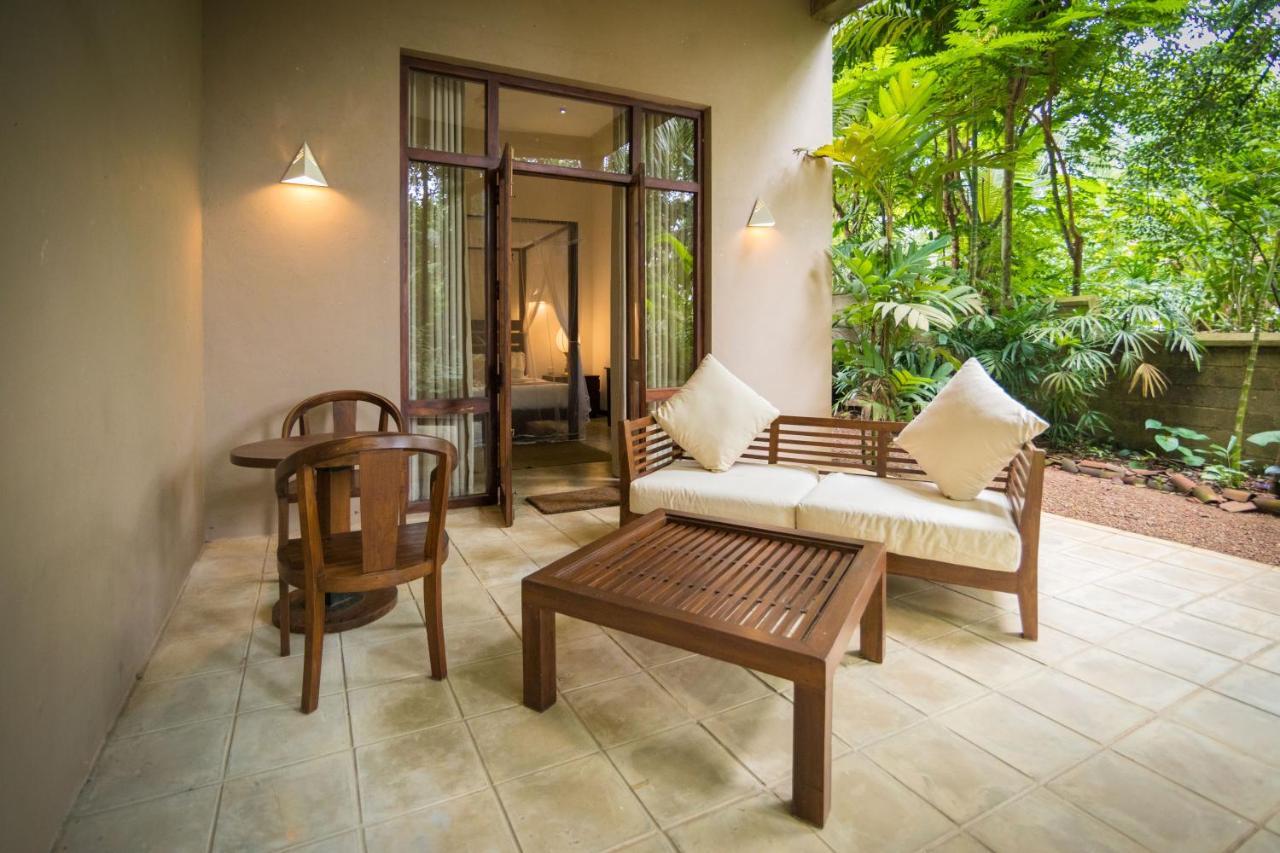 Roman Lake Ayurveda Boutique Resort - Level 1 Certified Ахунґалла Екстер'єр фото